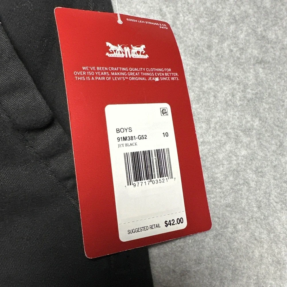 Levis Boys Relaxed Cargo Shorts Black‎ Size 10 NEW $42